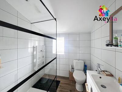 Maison - 88 m² - 4 pièces