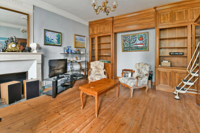 Maison - 180 m² - 6 pièces