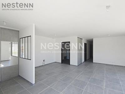 Pavillon - 90 m² - 4 pièces