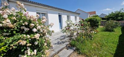 Demeure - 90 m² - 5 pièces