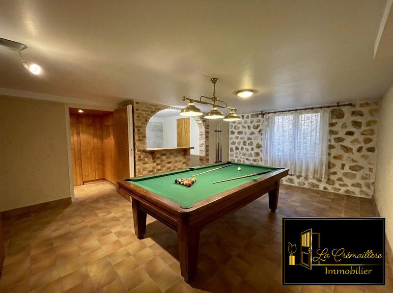 Maison - 130 m² - 1 pièce