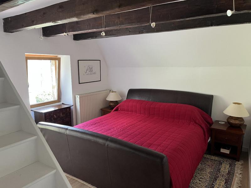 Propriété - 250 m² - 11 pièces