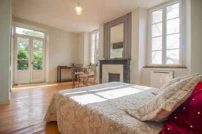 Maison de domaine - 430 m² - 8 pièces