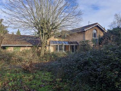 Maison - 160 m² - 6 pièces