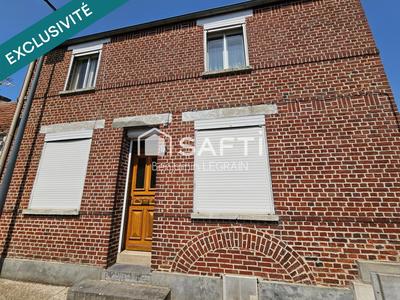 Maison - 95 m² - 5 pièces