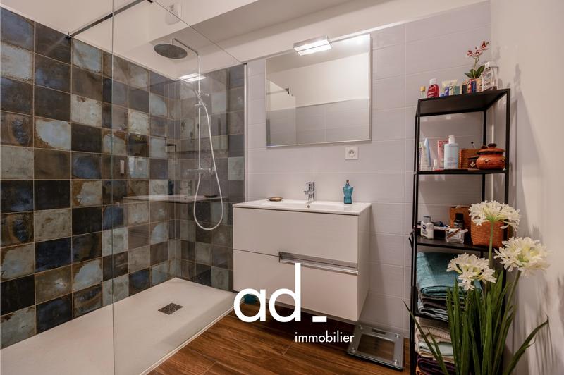 Maison - 135 m² - 6 pièces