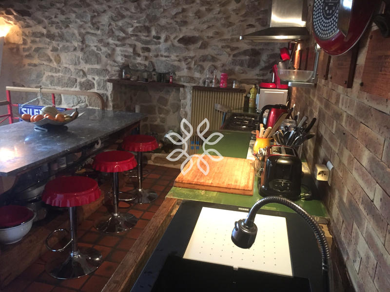 Maison de village - 200 m² - 6 pièces