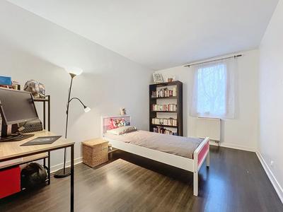 Appartement - 70 m² - 4 pièces