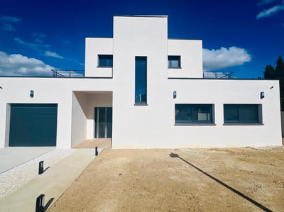 Maison - 170 m² - 7 pièces