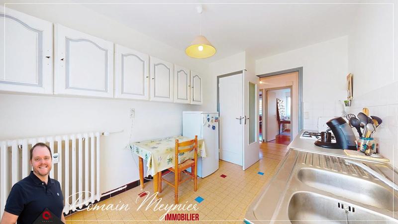 Appartement - 79 m² - 3 pièces
