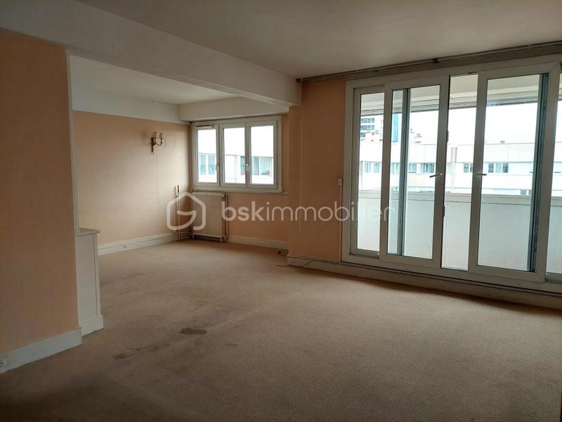 Appartement - 82 m² - 4 pièces