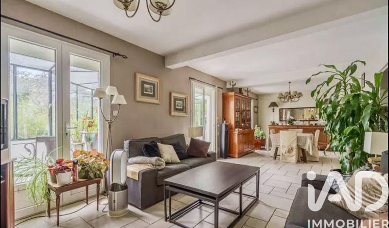 Maison - 140 m² - 7 pièces