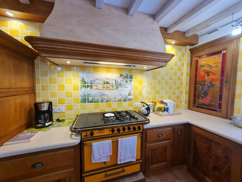 Propriété - 185 m² - 5 pièces