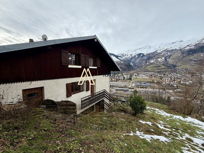 Maison ancienne - 180 m² - 10 pièces