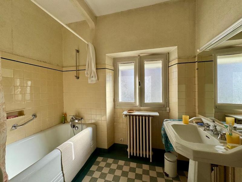 Maison - 175 m² - 7 pièces