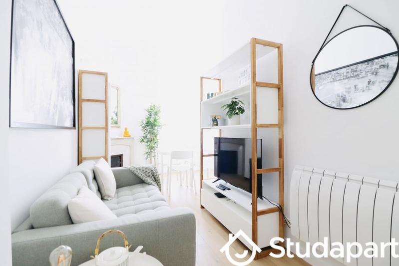 Chambre - 10 m² - 1 pièce