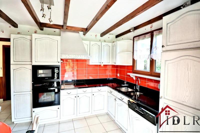 Maison - 110 m² - 6 pièces