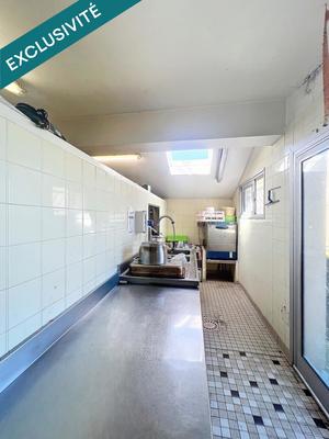 Local commercial - 253 m²