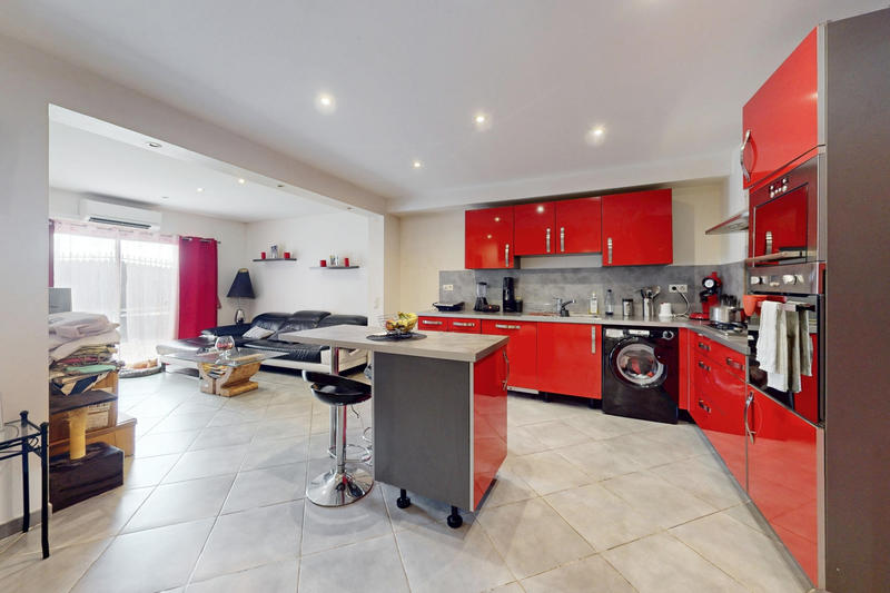 Maison - 190 m² - 5 pièces