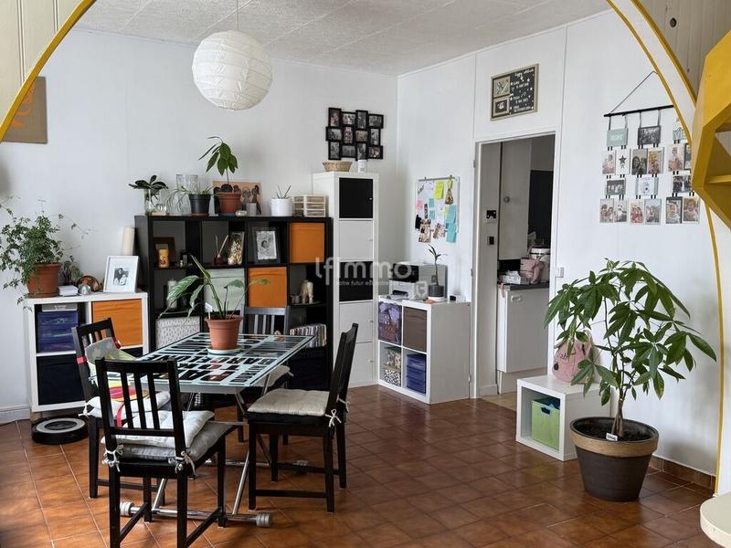 Maison - 87 m² - 5 pièces