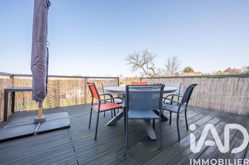 Maison - 108 m² - 6 pièces