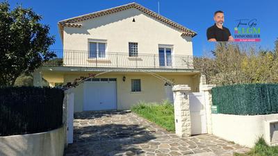 Maison - 166 m² - 6 pièces