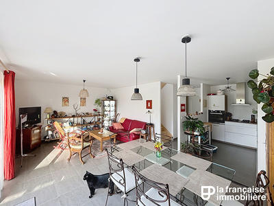 Maison - 104 m² - 5 pièces