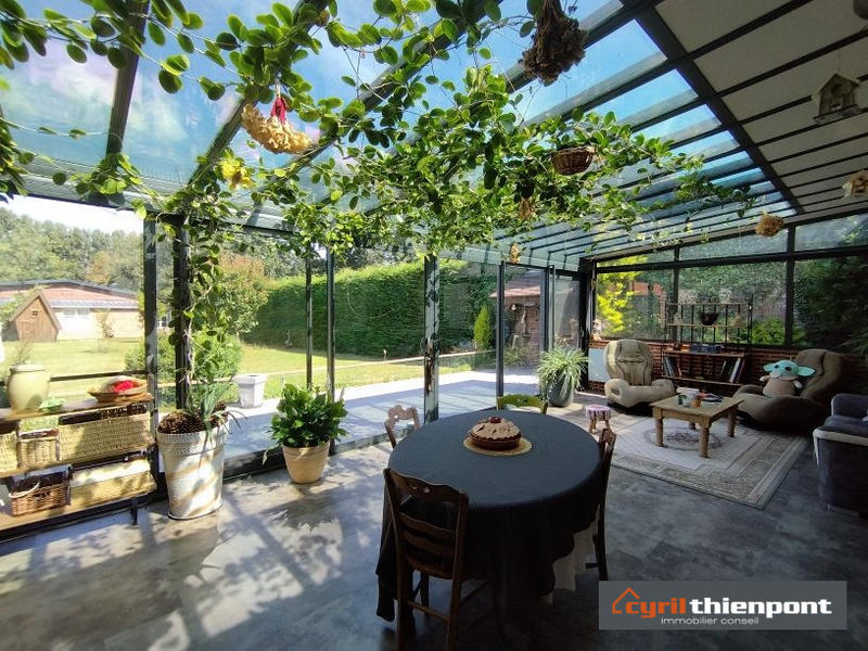 Propriété - 323 m² - 12 pièces