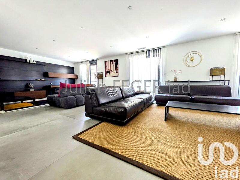 Maison - 168 m² - 6 pièces