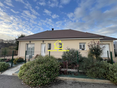 Maison - 90 m² - 4 pièces