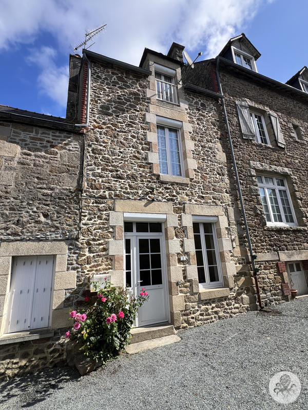 Maison - 122 m² - 4 pièces