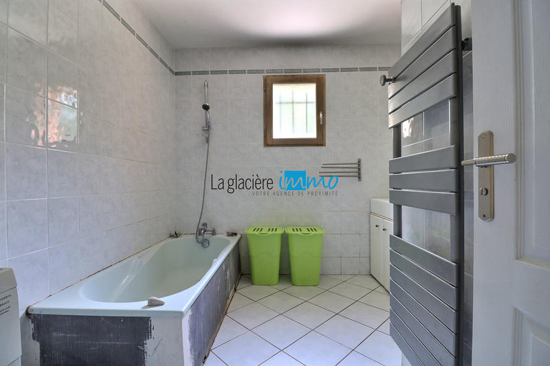 Maison - 130 m² - 4 pièces