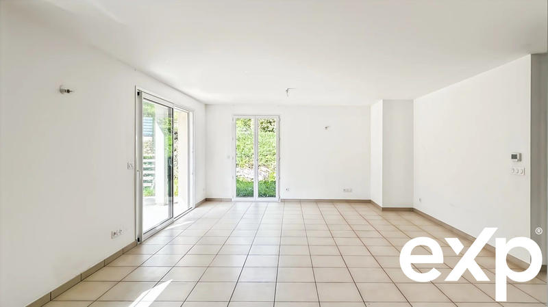 Maison - 122 m² - 6 pièces