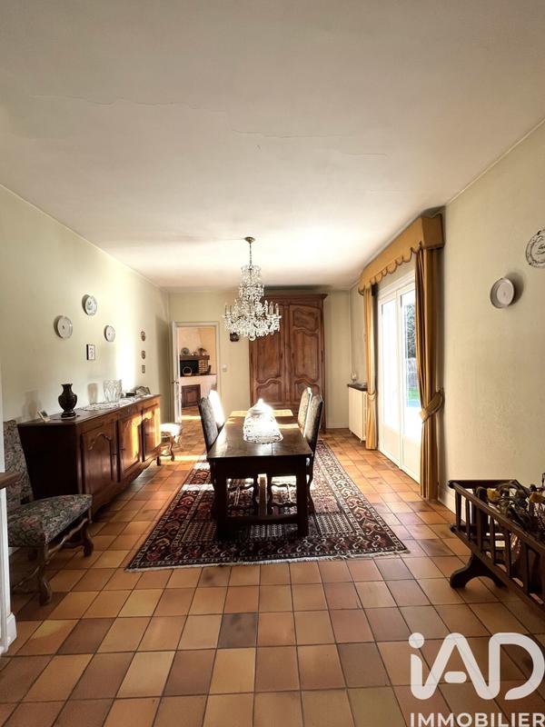 Maison - 232 m² - 6 pièces