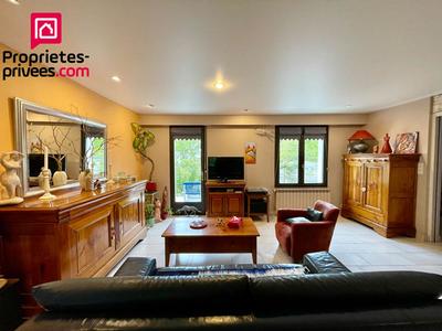 Maison - 103 m² - 7 pièces