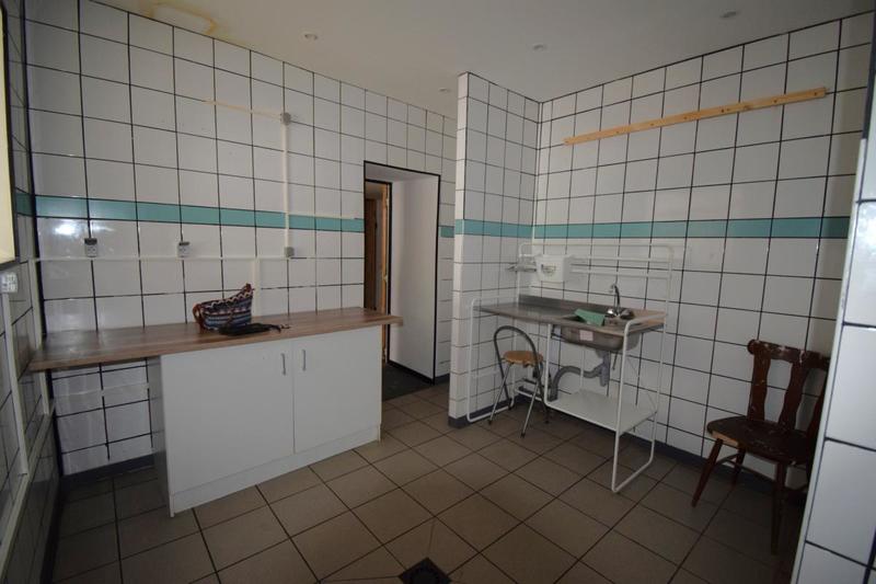 Local commercial - 102 m²