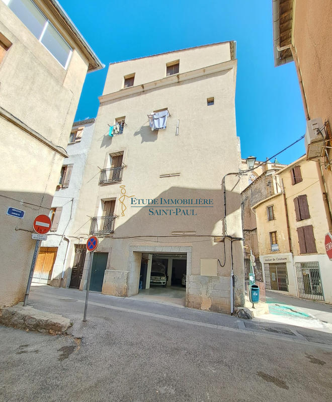 Parking / Garage - 73 m²