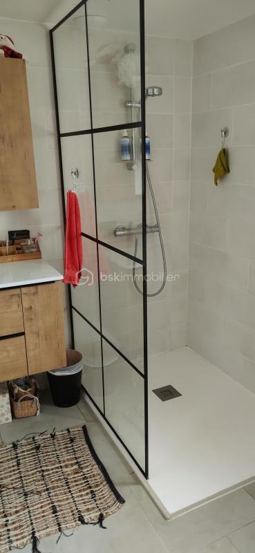 Pavillon - 100 m² - 3 pièces