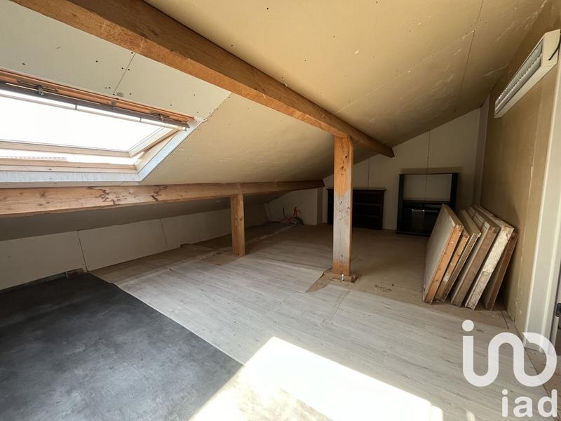 Maison - 330 m² - 13 pièces