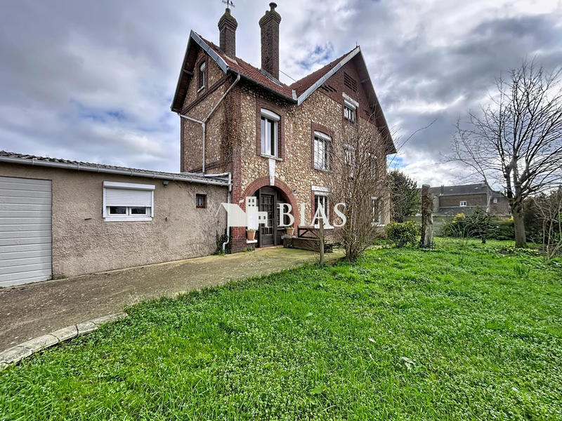 Maison - 145 m² - 7 pièces