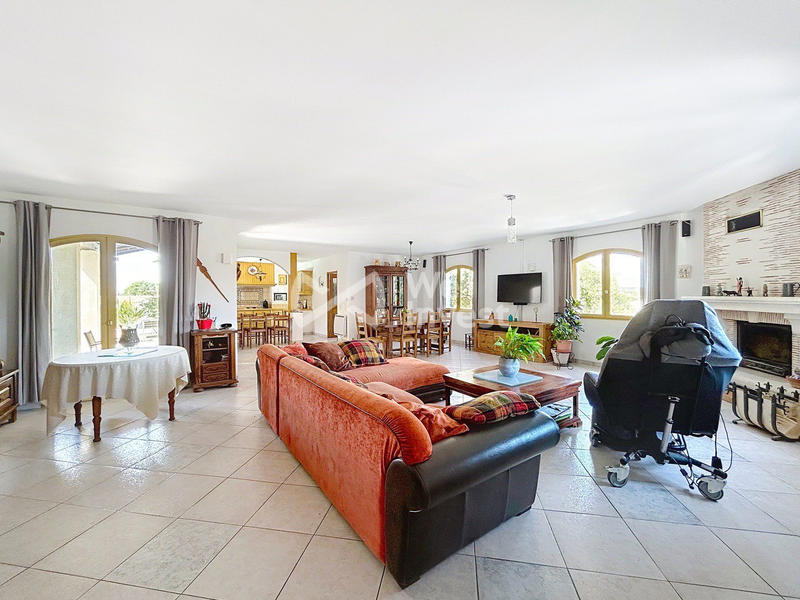 Villa - 210 m² - 7 pièces