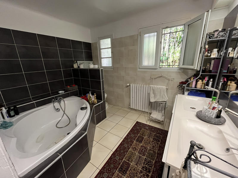 Villa - 217 m² - 7 pièces