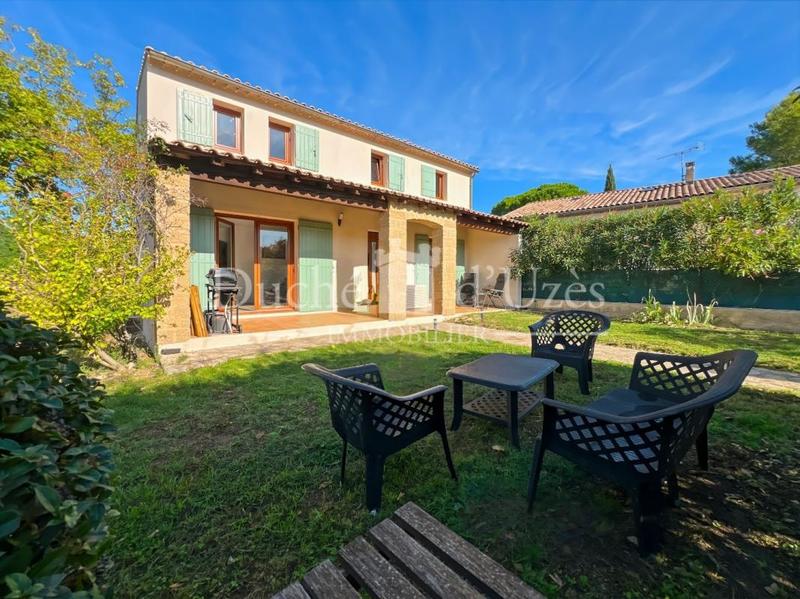 Maison - 143 m² - 5 pièces