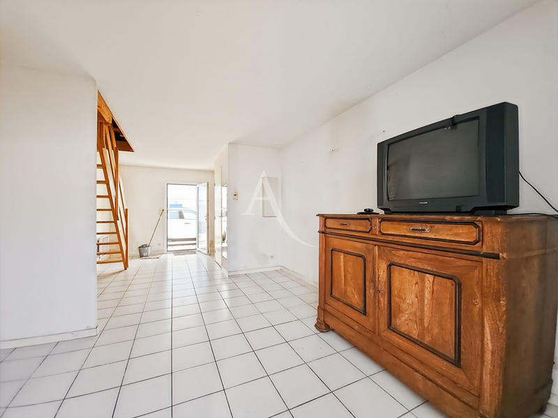 Maison - 61 m² - 5 pièces