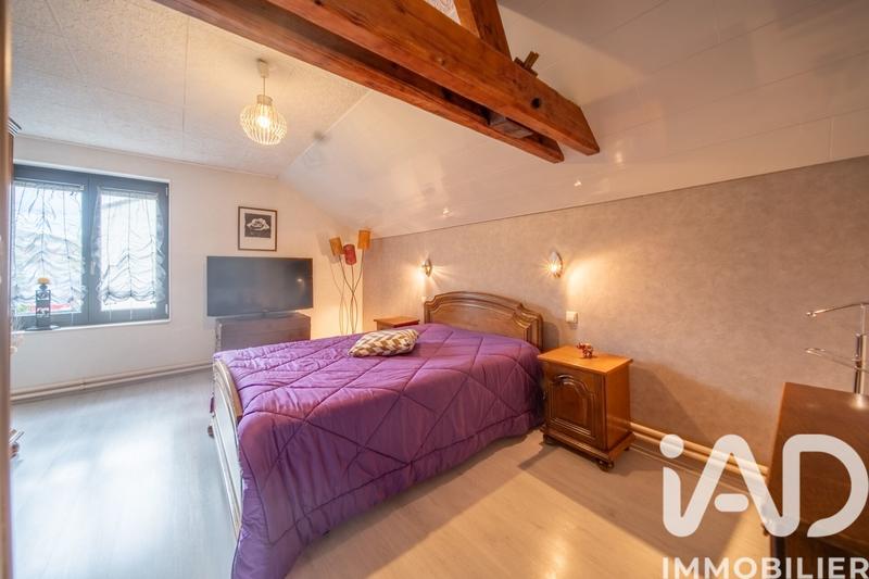 Maison - 181 m² - 8 pièces