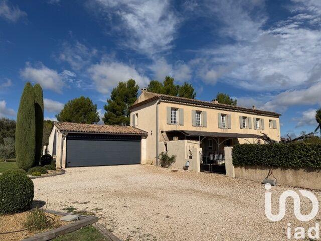 Maison - 280 m² - 10 pièces