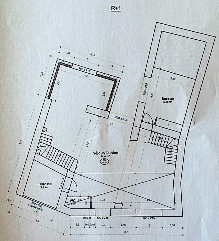 Maison - 208 m² - 8 pièces
