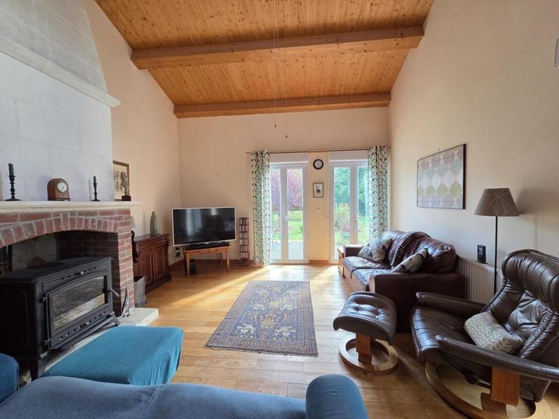 Maison - 150 m² - 9 pièces