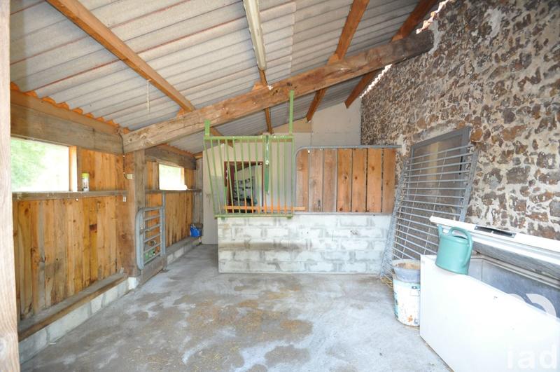 Maison - 260 m² - 10 pièces