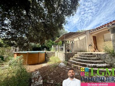 Maison - 94 m² - 4 pièces